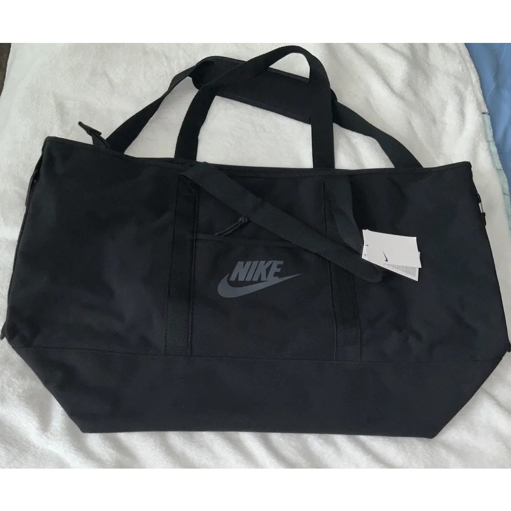 Nike Utility Sportswear Gym Beach Travel Duffel Tote Bag PB0362-010 Vinyl Inside